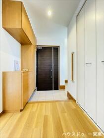 一宮市島村字郷南　中古一戸建て