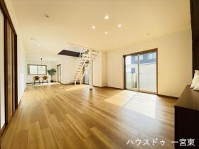 一宮市島村字郷南　中古一戸建て