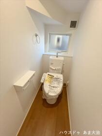 □ファーストタウン大治町長牧中道第2　全3棟　2号棟　新築一戸建て