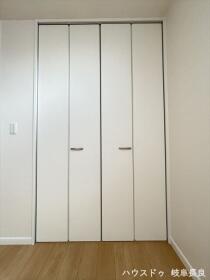 ●岐阜市日光町8丁目　中古一戸建て