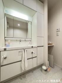 ●岐阜市日光町8丁目　中古一戸建て