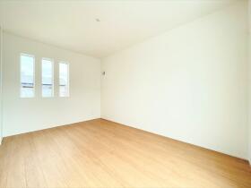 ファーストタウン名古屋市中川区赤星1丁目　全1棟　新築一戸建て