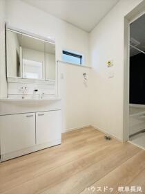 CRADLEGARDEN岐阜市長森本町第1　全2棟　2号棟　新築一戸建て