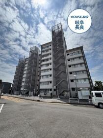 コーポ・シェイーネ