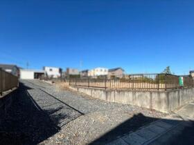 四日市市東坂部町　建築条件なし土地