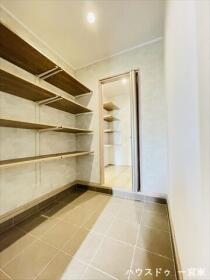 一宮市平和3丁目　全4棟　1号棟　新築一戸建て