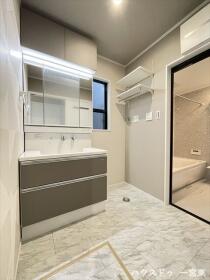 一宮市平和3丁目　全4棟　3号棟　新築一戸建て