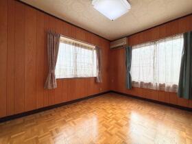 ●四日市市日永西4丁目　中古一戸建て