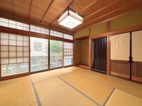 ●四日市市日永西4丁目　中古一戸建て