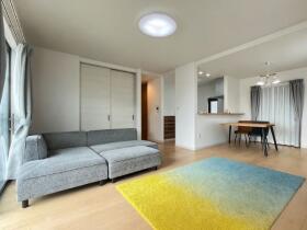 ●桑名市大字和泉字八ノ割　中古一戸建て