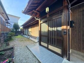 ●四日市市日永西5丁目　中古一戸建て