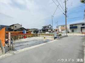 ブルーミングガーデン弥富市五明町九郎治　全２棟　2号棟　新築一戸建て