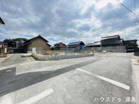 LiveleGardenS津島市宇治町字茶ノ里　全3棟　2号棟　新築一戸建て