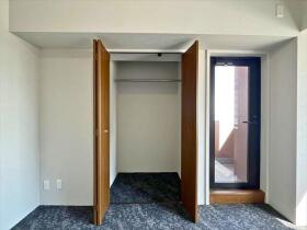 ファミール四日市