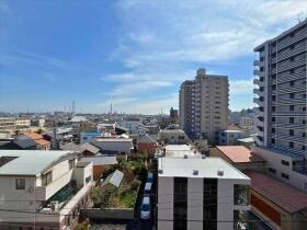 ファミール四日市