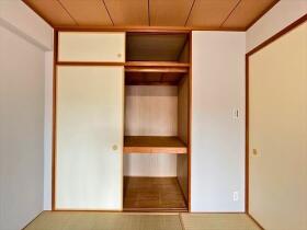 ファミール四日市