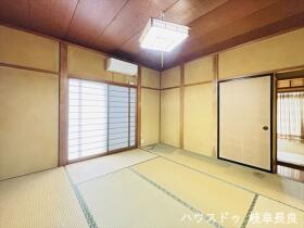 ●岐阜市諏訪山1丁目　中古一戸建て