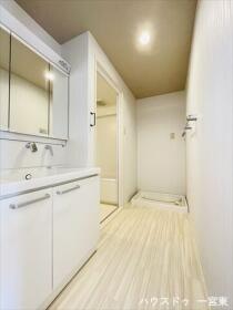 シャトレ愛松一宮II