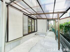 愛西市西保町西川原　中古一戸建て