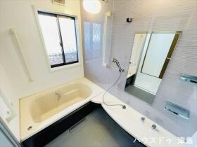 愛西市西保町西川原　中古一戸建て