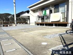 ●岐阜市日野東2丁目　中古一戸建て
