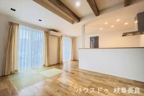 ●岐阜市日野東2丁目　中古一戸建て