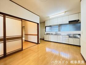 ●岐阜市御望　中古一戸建て