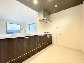 名古屋市中川区尾頭橋２丁目　新築一戸建て　全３棟　1号棟