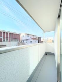 名古屋市中川区尾頭橋２丁目　新築一戸建て　全３棟　2号棟