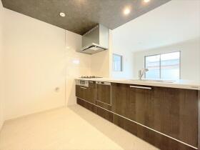 名古屋市中川区尾頭橋２丁目　新築一戸建て　全３棟　2号棟