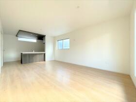 名古屋市中川区尾頭橋２丁目　新築一戸建て　全３棟　3号棟