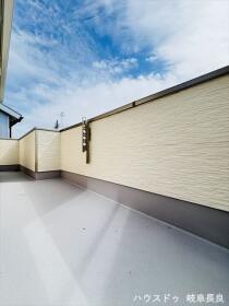 □ハートフルタウン岐阜市近島1丁目　全2棟　B号棟　新築一戸建て