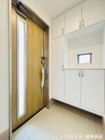 □ハートフルタウン岐阜市近島1丁目　全2棟　B号棟　新築一戸建て