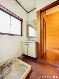 ●津島市中一色町柳原　中古一戸建て