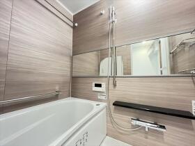 リリーハイツ港