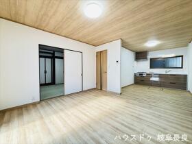 岐阜市長良葵町2丁目　中古一戸建て