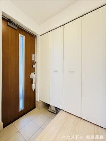 クレイドルガーデン岐阜市六条大溝第4　全3棟　2号棟　新築一戸建て