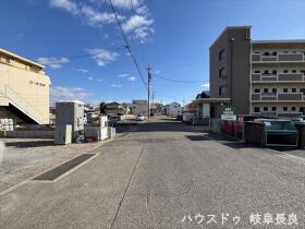 クレイドルガーデン岐阜市六条大溝第4　全3棟　2号棟　新築一戸建て