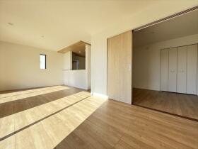 グラファーレ名古屋市港区港区藤高3期　全3棟　2号棟　新築一戸建て