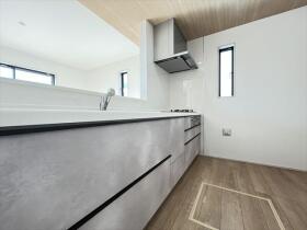 グラファーレ名古屋市港区港区藤高3期　全3棟　2号棟　新築一戸建て