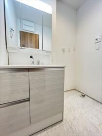 グラファーレ名古屋市港区港区藤高3期　全3棟　3号棟　新築一戸建て