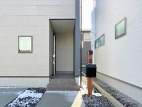 リーブルガーデン四日市市楠町北五味塚第10　全7棟　2号棟　新築一戸建て