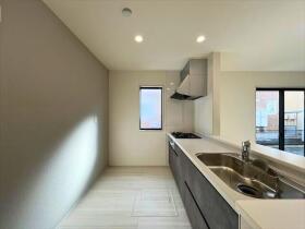 リーブルガーデン四日市市楠町北五味塚第10　全7棟　4号棟　新築一戸建て