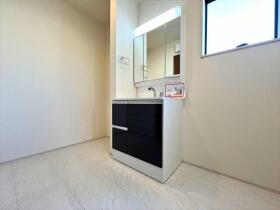 リーブルガーデン四日市市楠町北五味塚第10　全7棟　4号棟　新築一戸建て