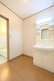 ●名古屋市中川区新家3丁目　中古一戸建て