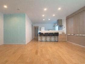 ●四日市市小林町　中古一戸建て