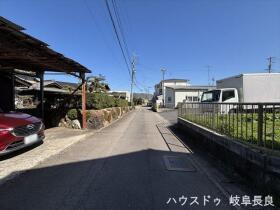 ●岐阜市岩田西1丁目　中古一戸建て