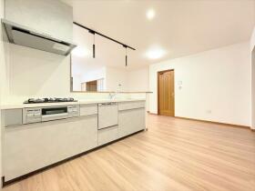 名古屋市中川区服部2丁目　中古一戸建て