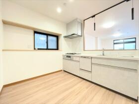 名古屋市中川区服部2丁目　中古一戸建て