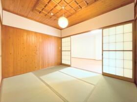 名古屋市中川区服部2丁目　中古一戸建て